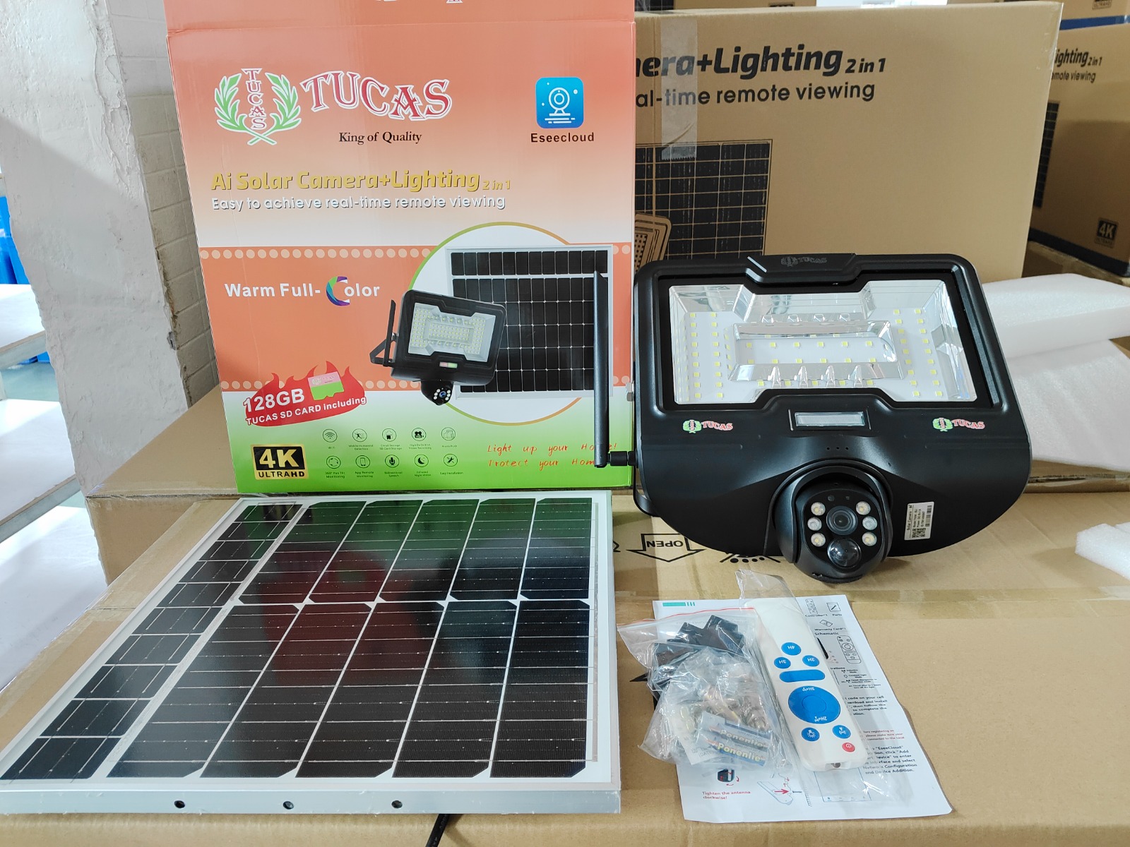 Solar Flood Light with Wifi Camera. Model TG04-Wifi